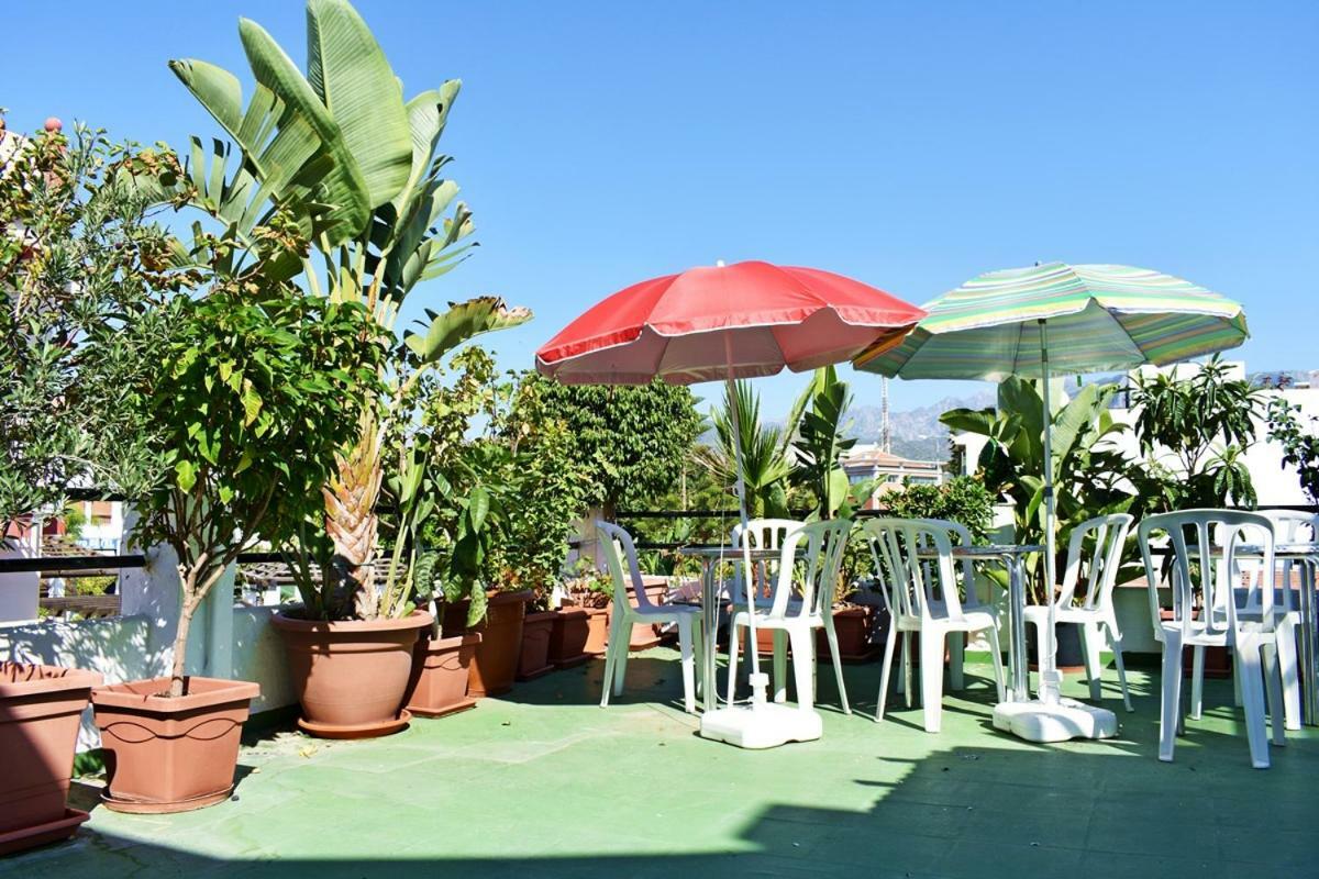 Hostal Sol Y Mar Nerja Exterior photo